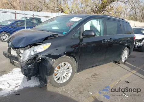 2015 Toyota Sienna Xle 8 Passenger from USA, damaged, VIN 5TDYK3DC4FS655769